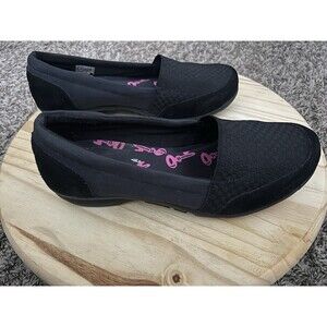 SKECHERS RELAXED FIT Women`s Size 7.5 Black Slip On Memory Foam SN 49069